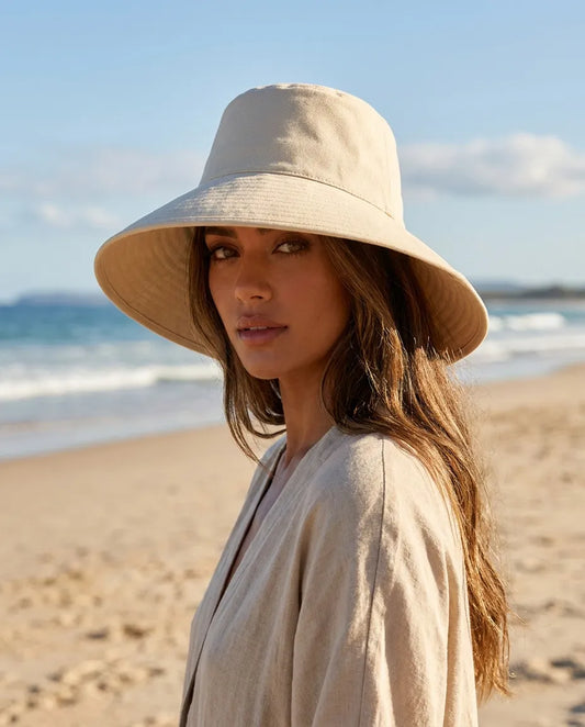 Straw vs Cotton Bucket Hats: Which Is Better for Summer?
